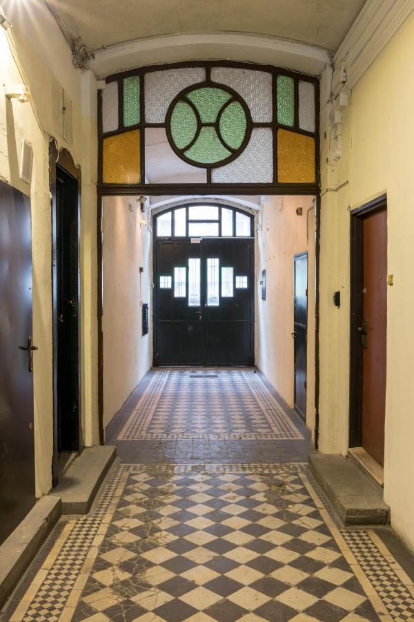 Old Starowislna Apartment *
